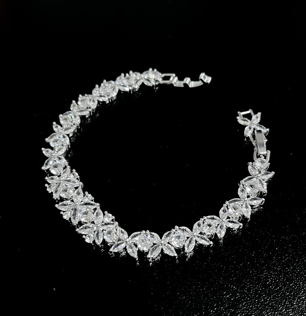 RICH ELITE DIAMOND BRACELET (Zircon)